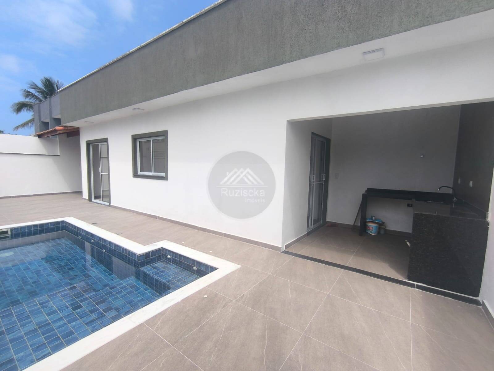 Casa, 2 quartos, 79 m² - Foto 1