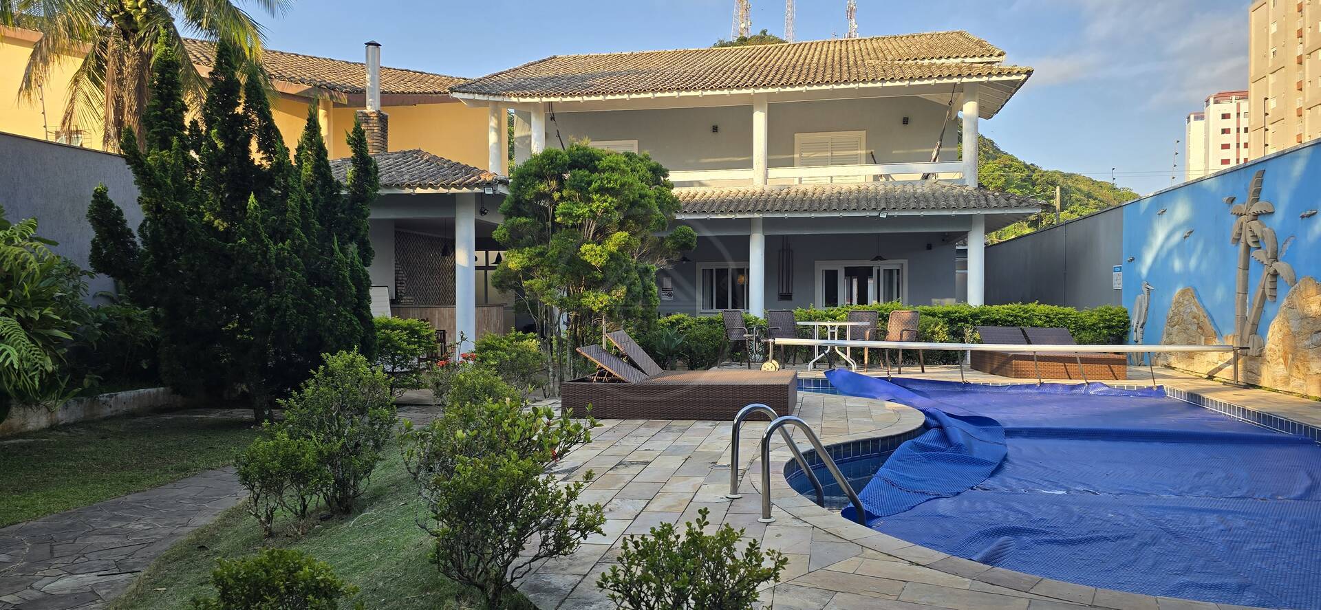 Casa, 6 quartos, 390 m² - Foto 2