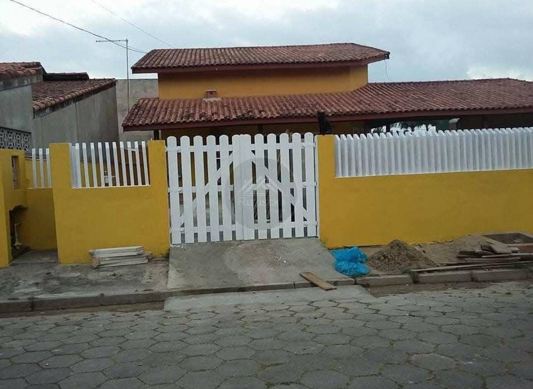 Casa, 3 quartos, 240 m² - Foto 1