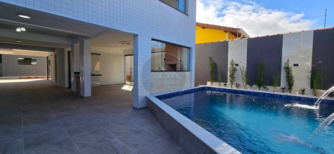 Casa, 5 quartos, 252 m² - Foto 1