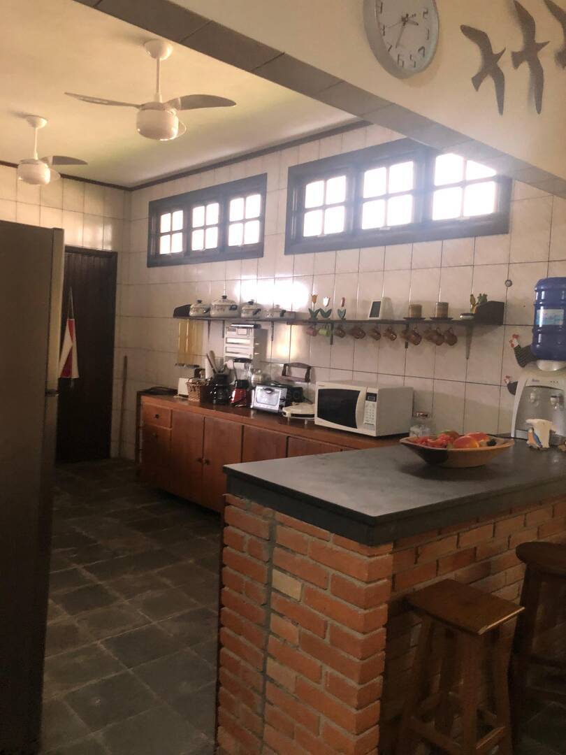 Casa, 6 quartos, 264 m² - Foto 14