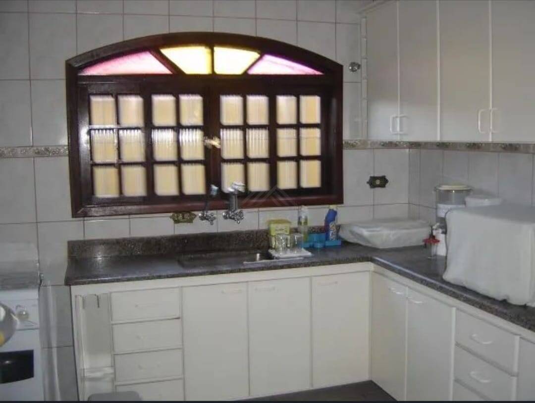 Casa, 3 quartos, 313 m² - Foto 13