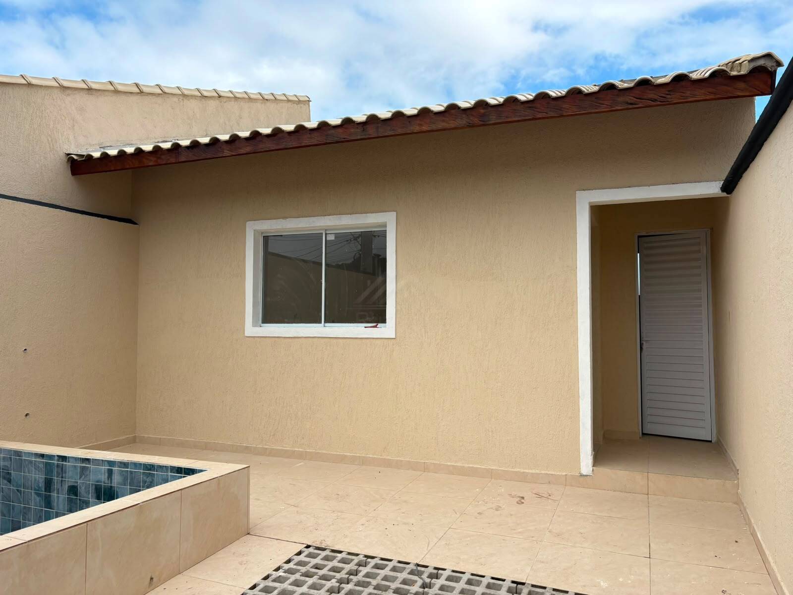 Casa, 2 quartos, 68 m² - Foto 1
