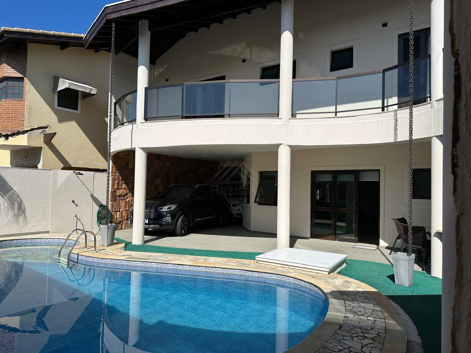 Casa, 4 quartos, 301 m² - Foto 1