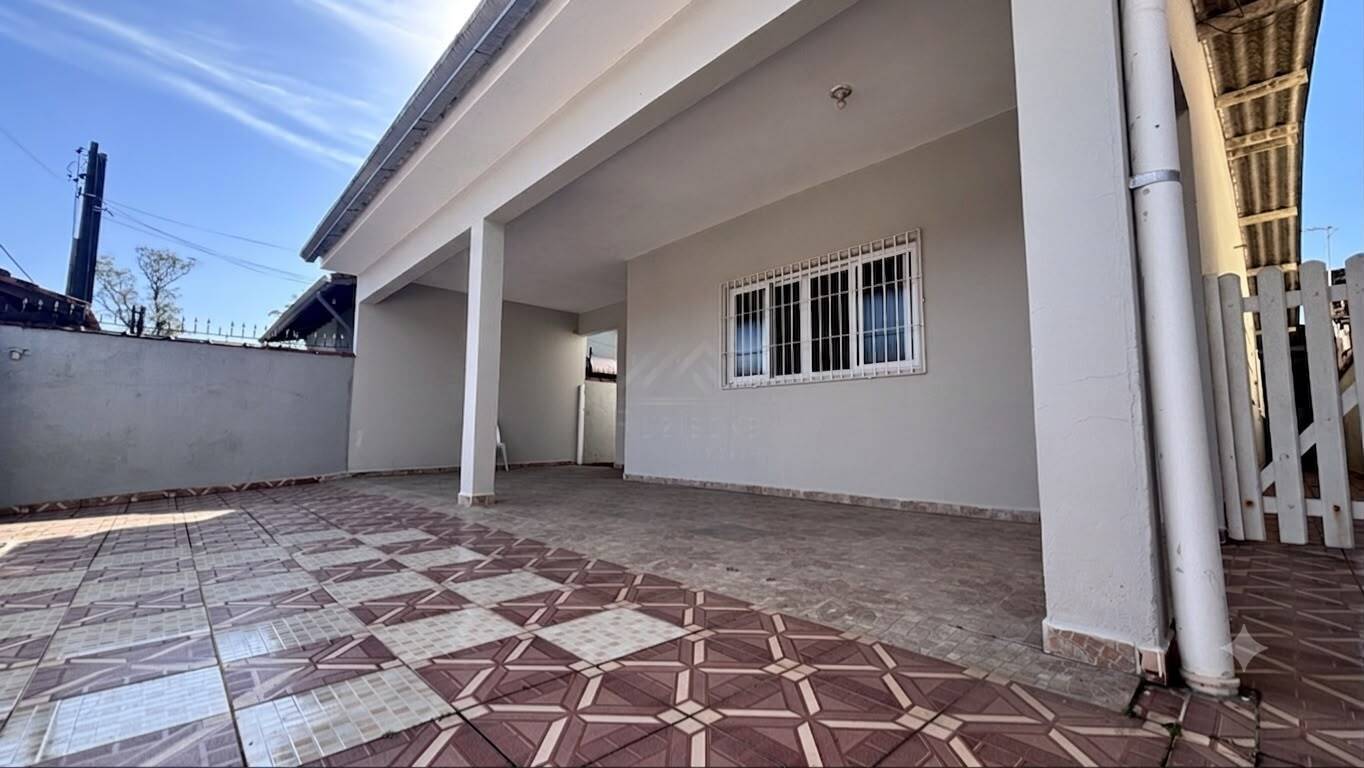 Casa, 3 quartos, 128 m² - Foto 1