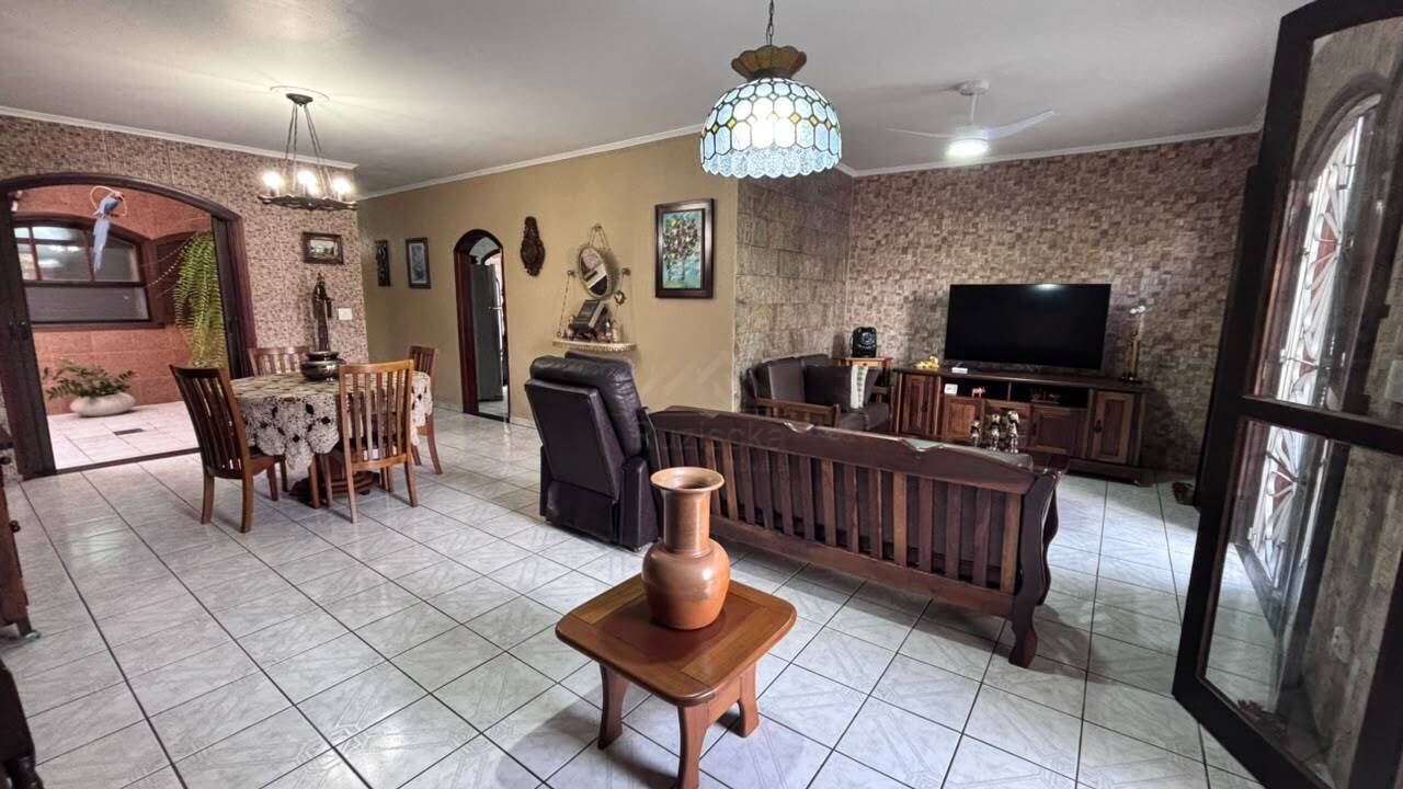 Casa, 5 quartos, 169 m² - Foto 5