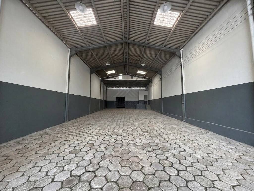 Casa, 2 quartos, 284 m² - Foto 3