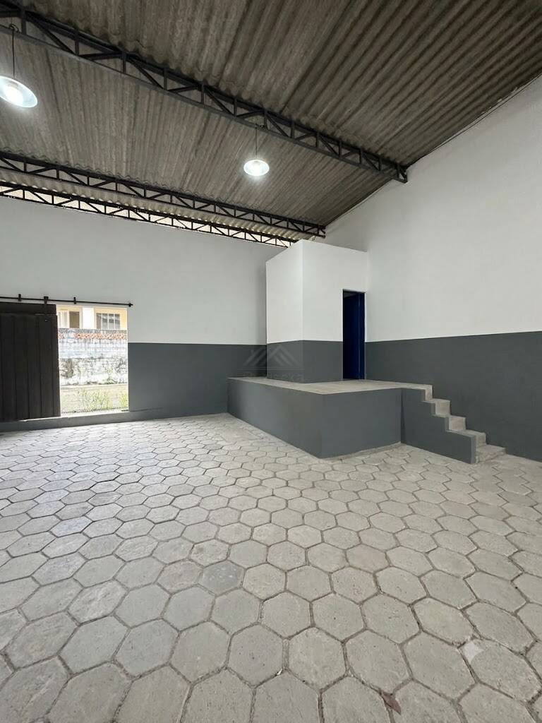Casa, 2 quartos, 284 m² - Foto 4
