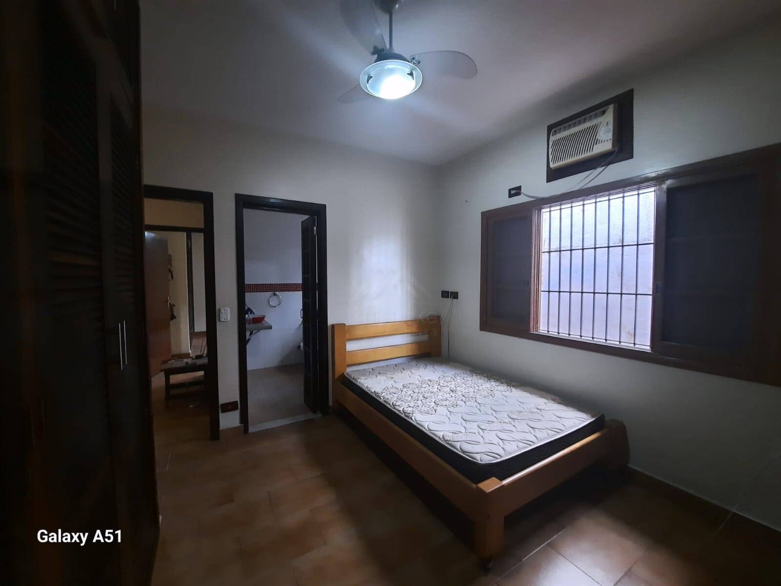 Casa, 3 quartos, 117200 m² - Foto 23