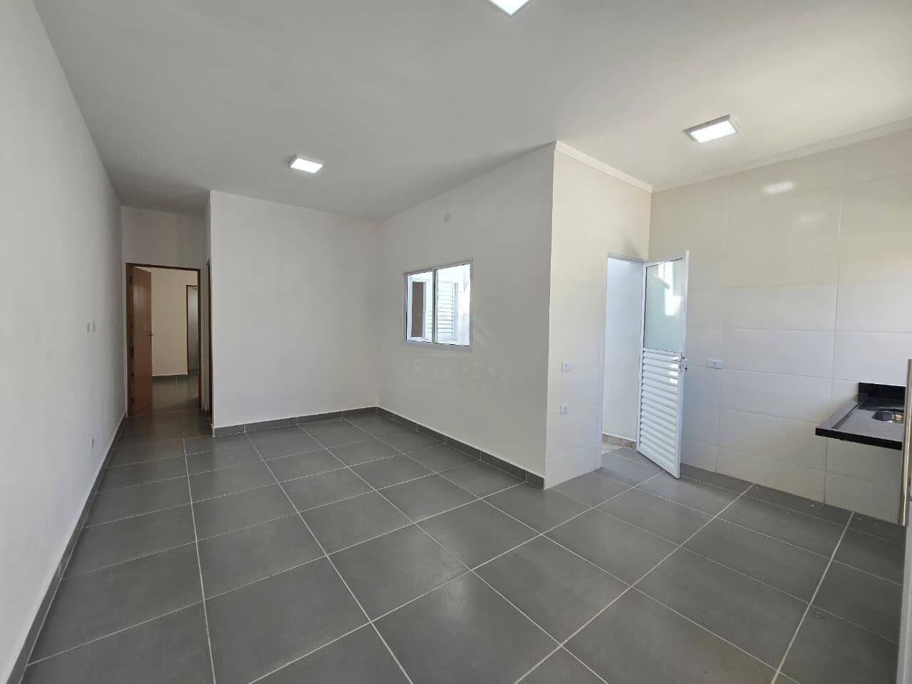 Casa, 2 quartos, 62 m² - Foto 4