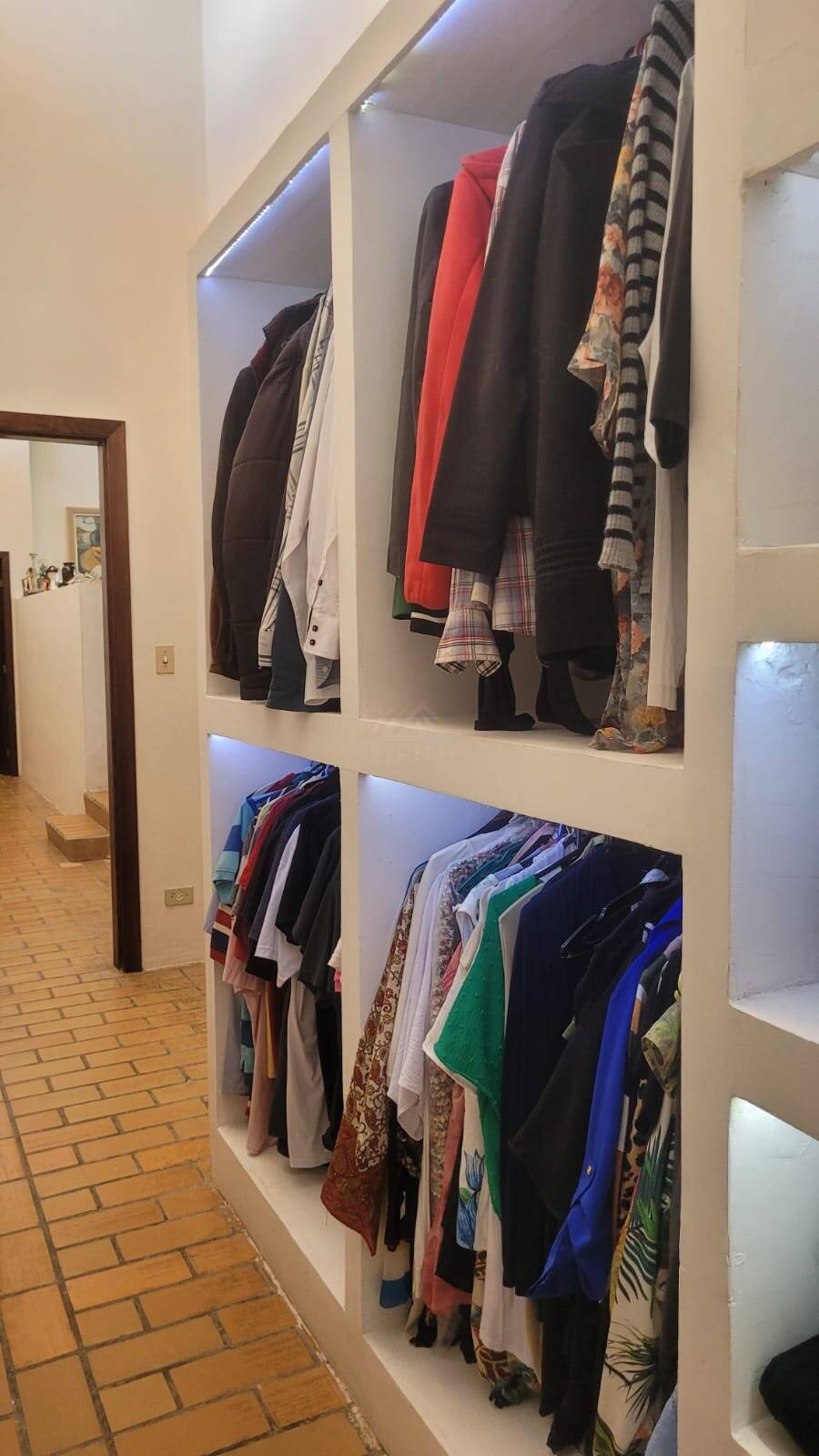 Casa, 4 quartos, 327 m² - Foto 2