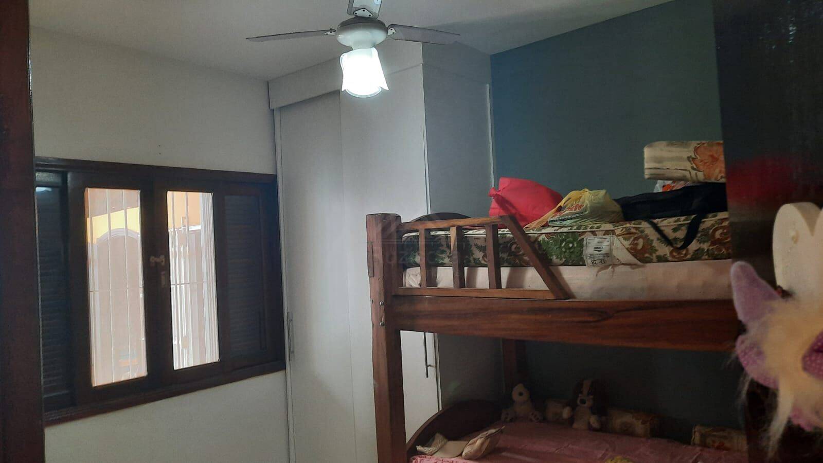 Casa, 3 quartos, 276 m² - Foto 24