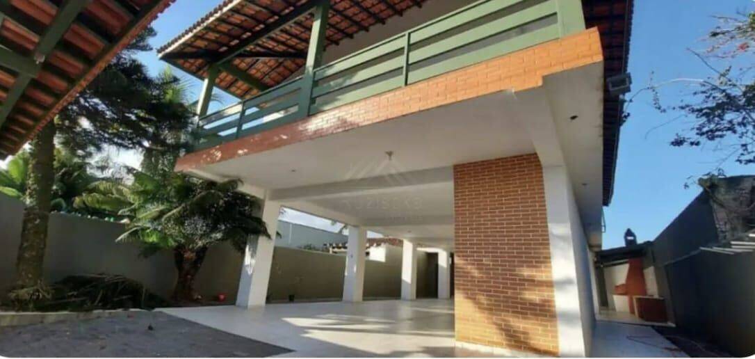 Casa, 3 quartos, 263 m² - Foto 2