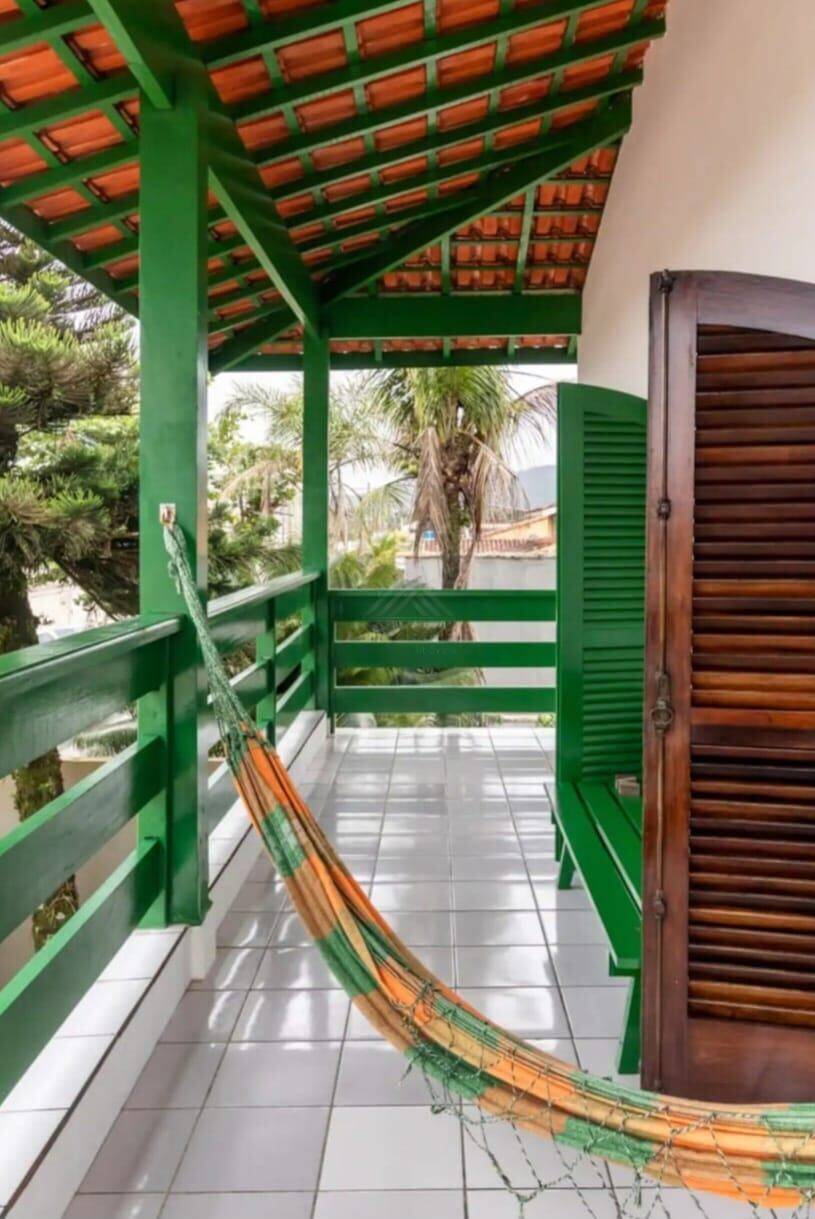 Casa, 3 quartos, 263 m² - Foto 6